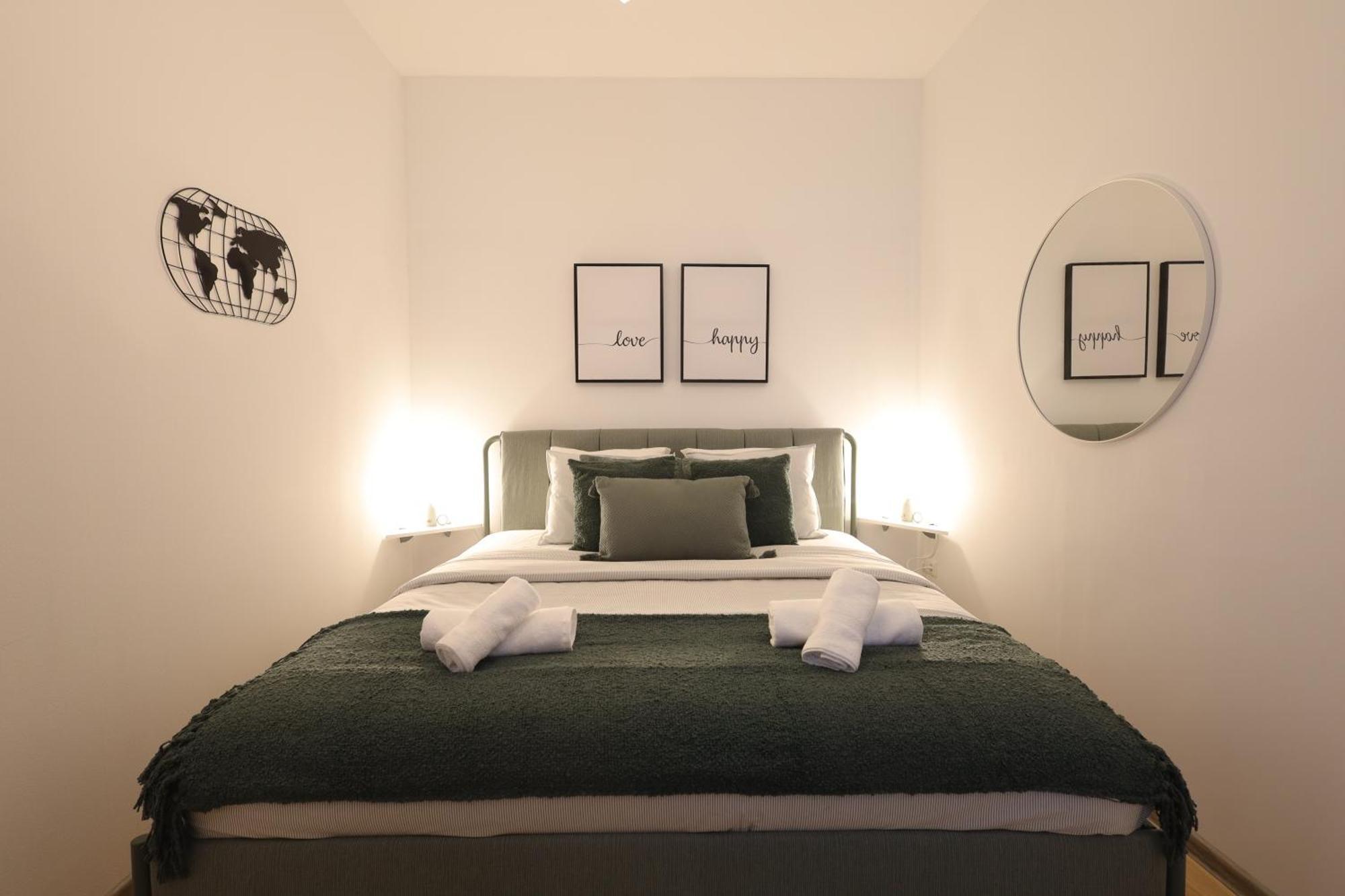 Emerald With Patio Apartament *